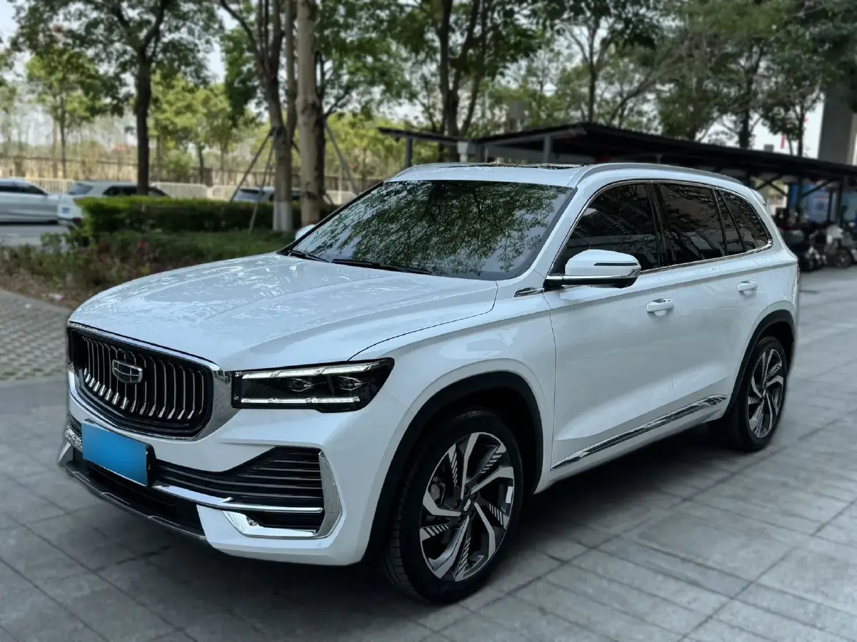 2023 Geely Monjaro 2.0T 238HP L4 8AT