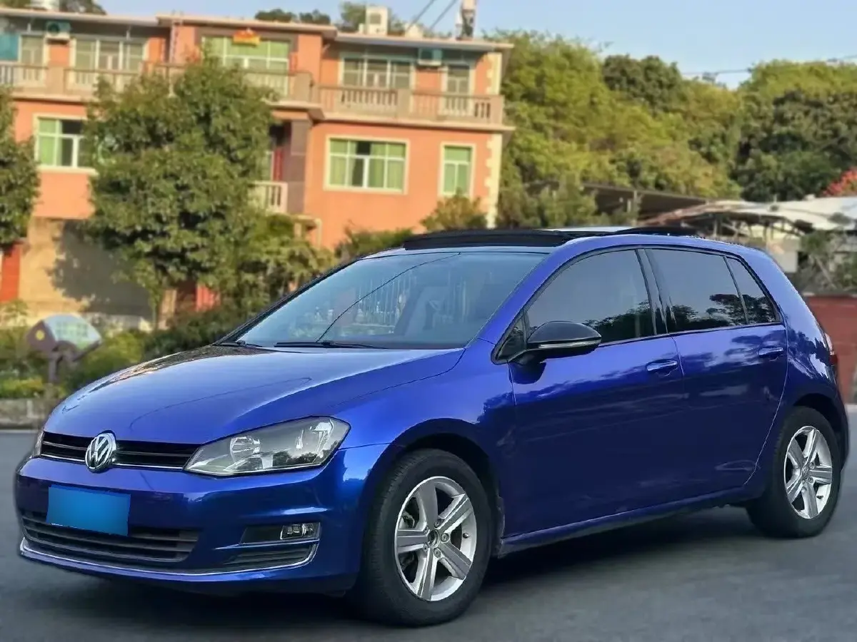 2014 Volkswagen Golf 1.4T 131HP L4 7DCT
