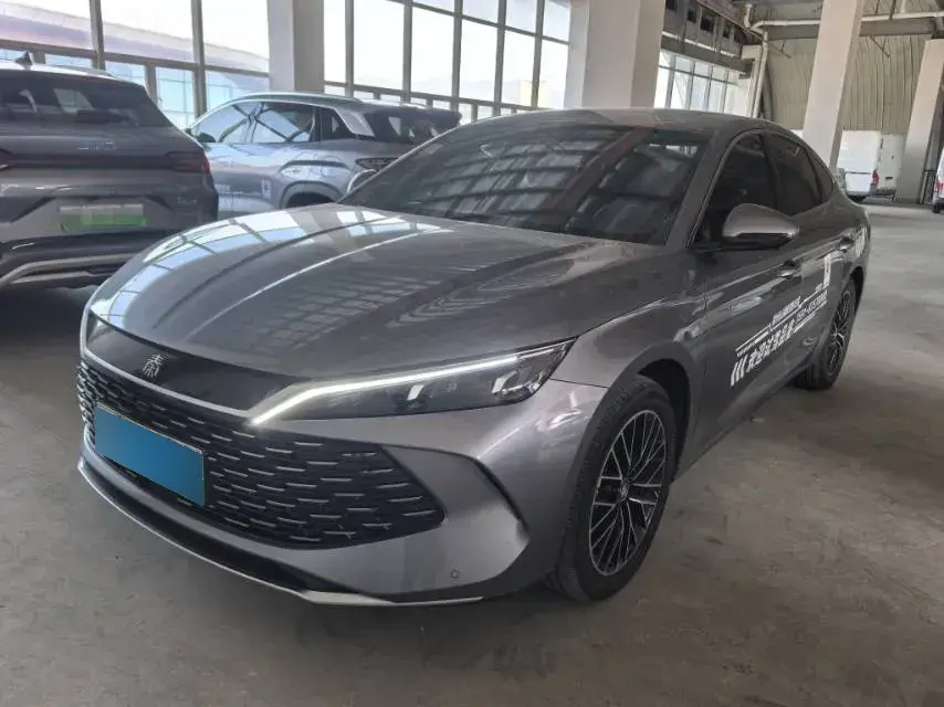 2024 BYD QinL 1.5L 101HP L4 E-CVT PHEV 15.87KWH