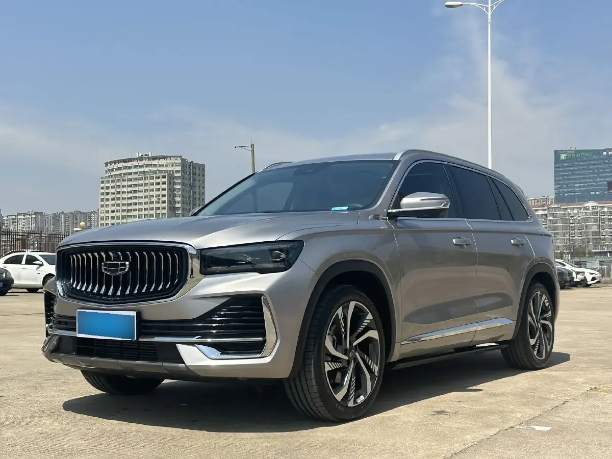 2023 Geely Monjaro 2.0T 238HP L4 8AT