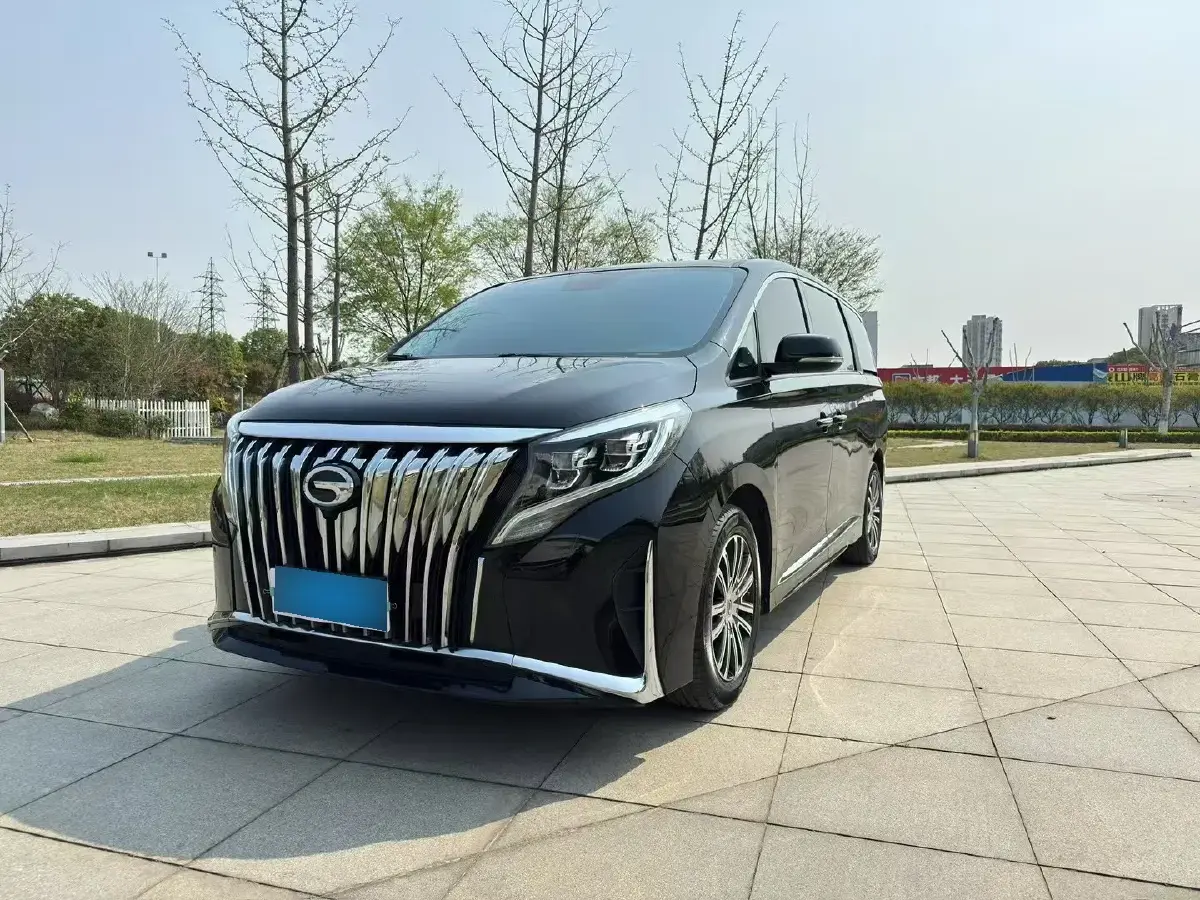 2021 GAC Trumpchi M8 2.0T 252HP L4 8AT