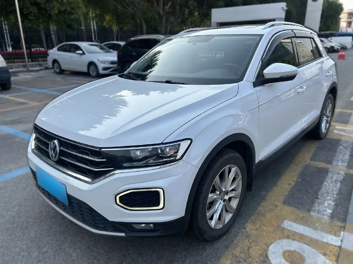 2019 Volkswagen T-Roc 1.4T 150HP L4 7DCT