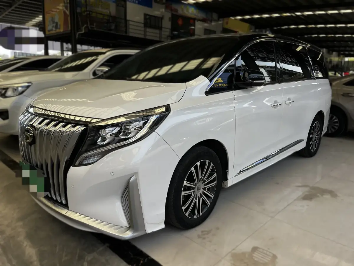 2021 GAC Trumpchi M8 2.0T 252HP L4 8AT