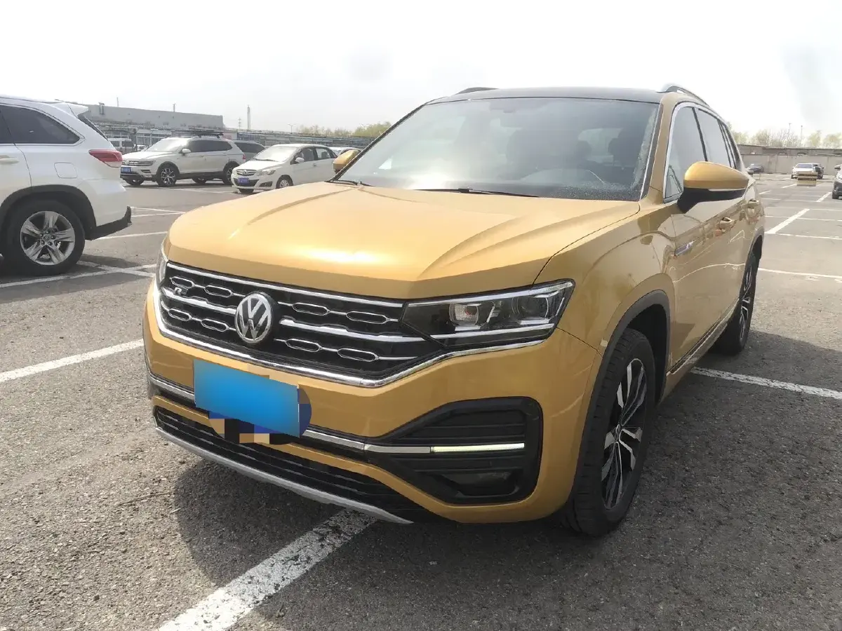 2019 Volkswagen Tayron 2.0T 220HP L4 7DCT