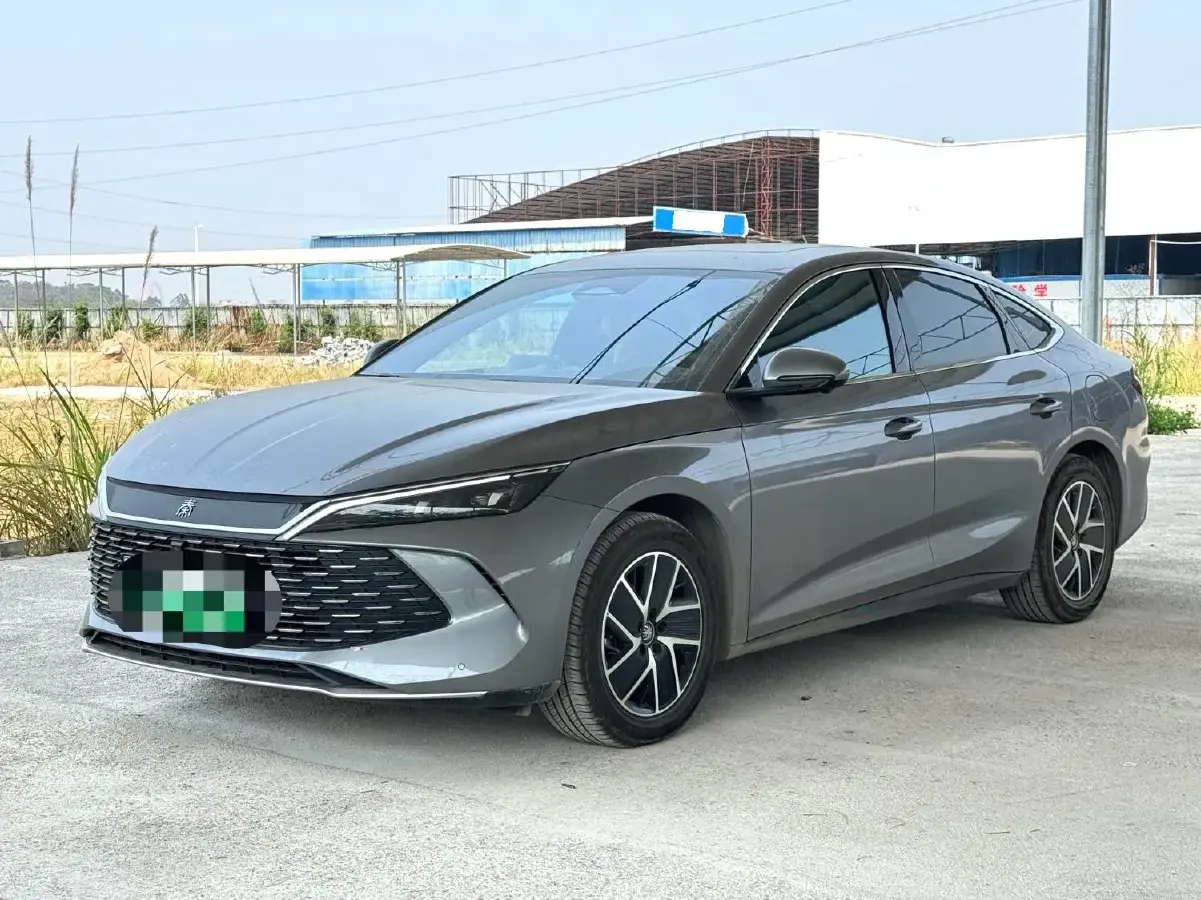 2024 BYD QinL 1.5L 101HP L4 E-CVT PHEV 15.87KWH