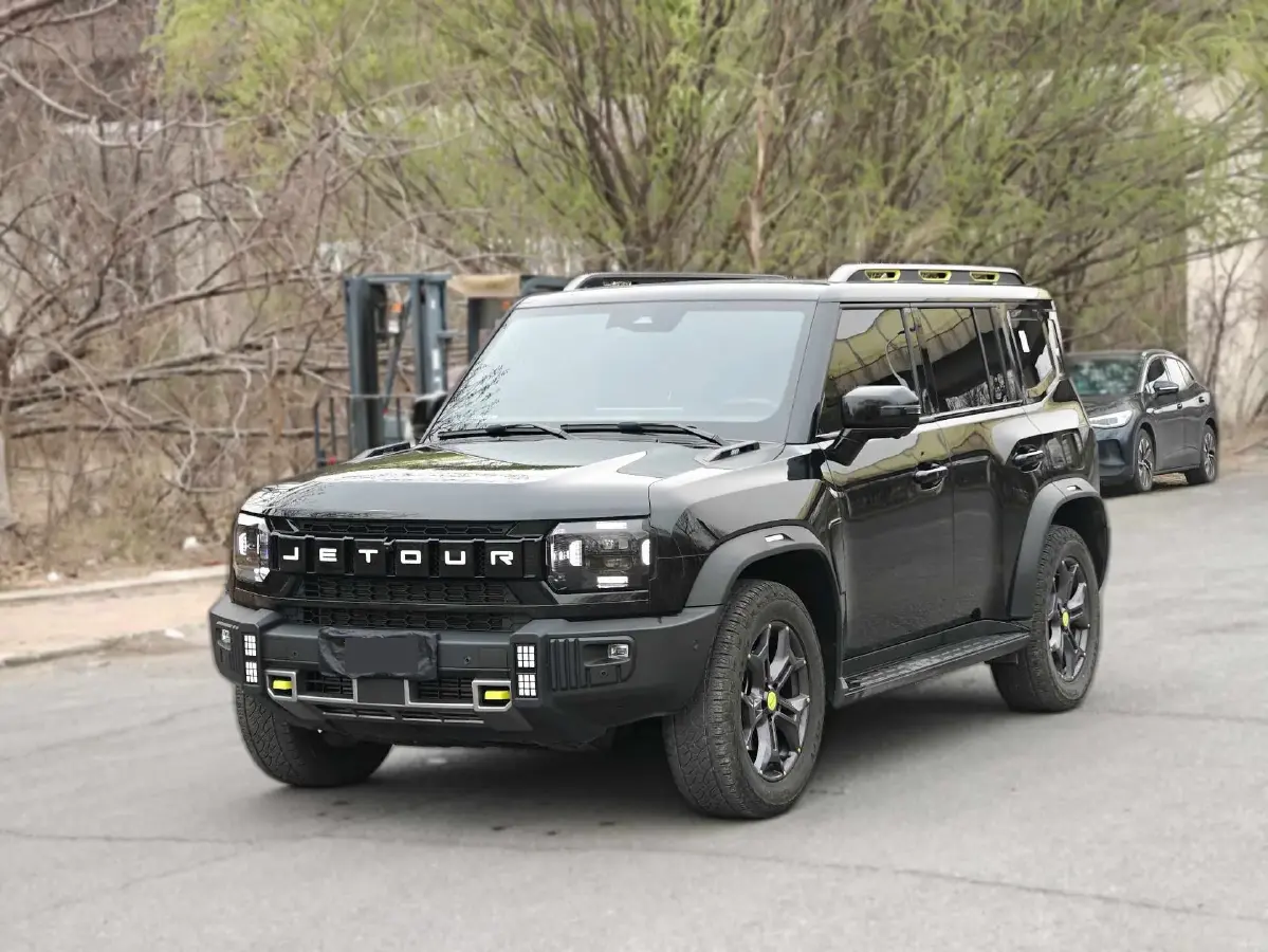 2023 Jetour Traveller 2.0T 254HP L4 7DCT