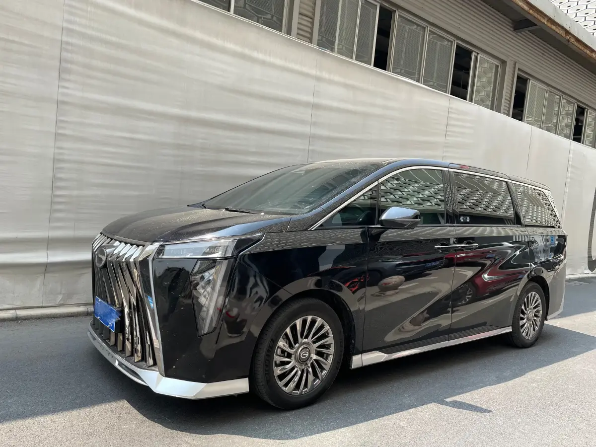 2023 GAC Trumpchi M8 2.0T 252HP L4 8AT