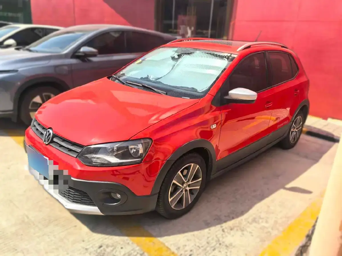 2012 Volkswagen Polo 1.6L 105HP L4 5MT