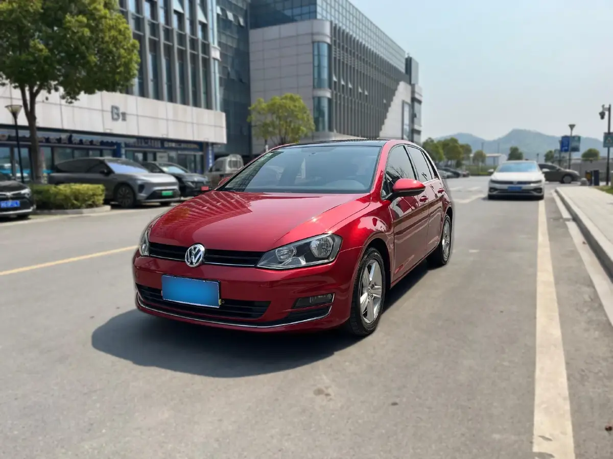 2015 Volkswagen Golf 1.4T 131HP L4 5MT