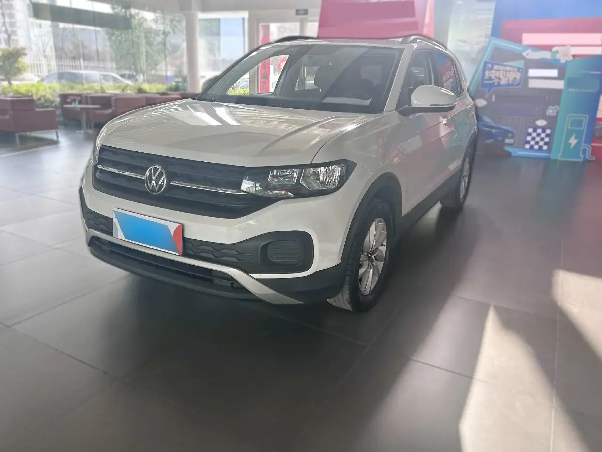 2021 Volkswagen Tacqua 1.5L 113HP L4 5MT