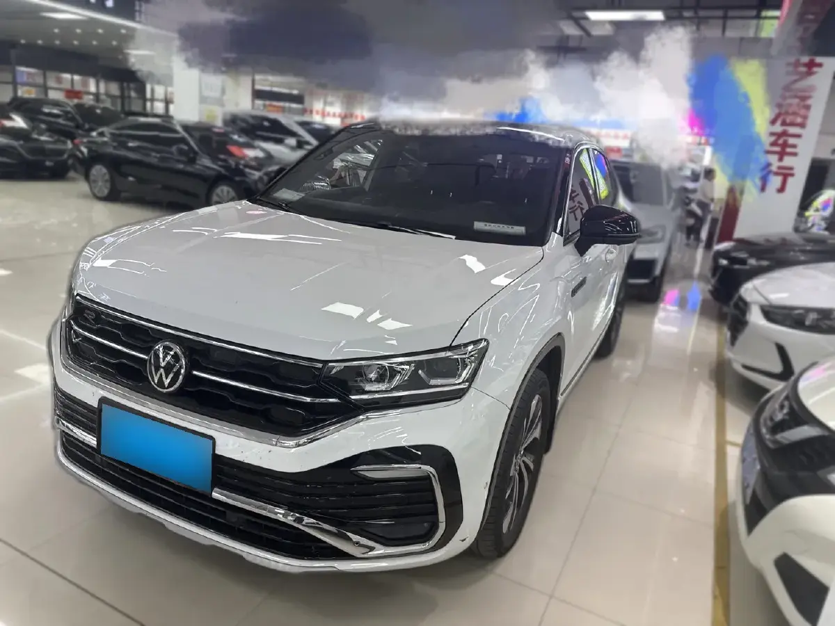 2020 Volkswagen Tayron X 2.0T 220HP L4 7DCT