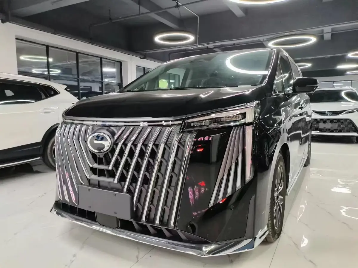 2024 GAC Trumpchi M8 2.0T 190HP L4 2DHT Hybrid