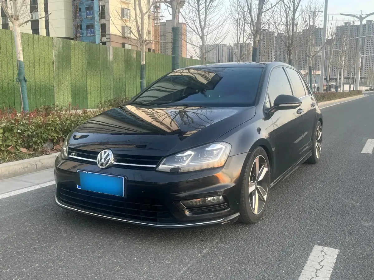 2016 Volkswagen Golf 1.4T 150HP L4 5MT