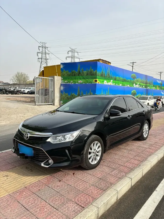 2016 Toyota Camry 2.0L 167HP L4 6AT