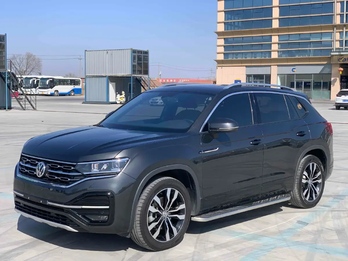 2021 Volkswagen Tayron 2.0T 220HP L4 7DCT