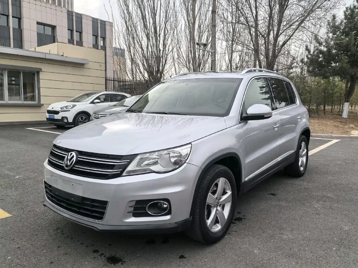 2010 Volkswagen Tiguan 1.8T 160HP L4 6AT