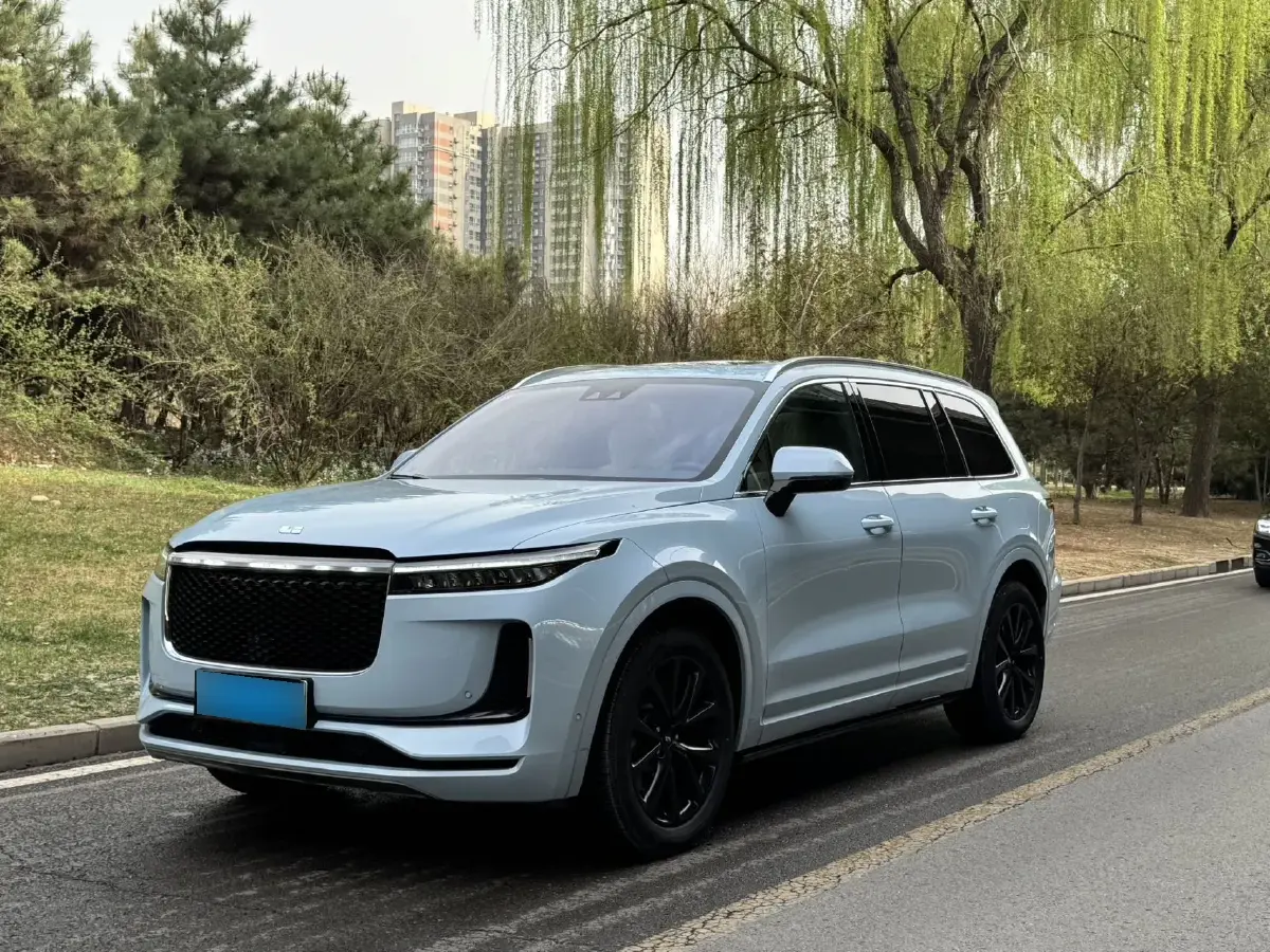 2020 Li ONE Range Extended 131HP REEV 40.5KWH
