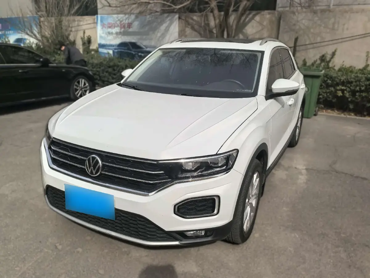 2020 Volkswagen T-Roc 1.4T 150HP L4 7DCT
