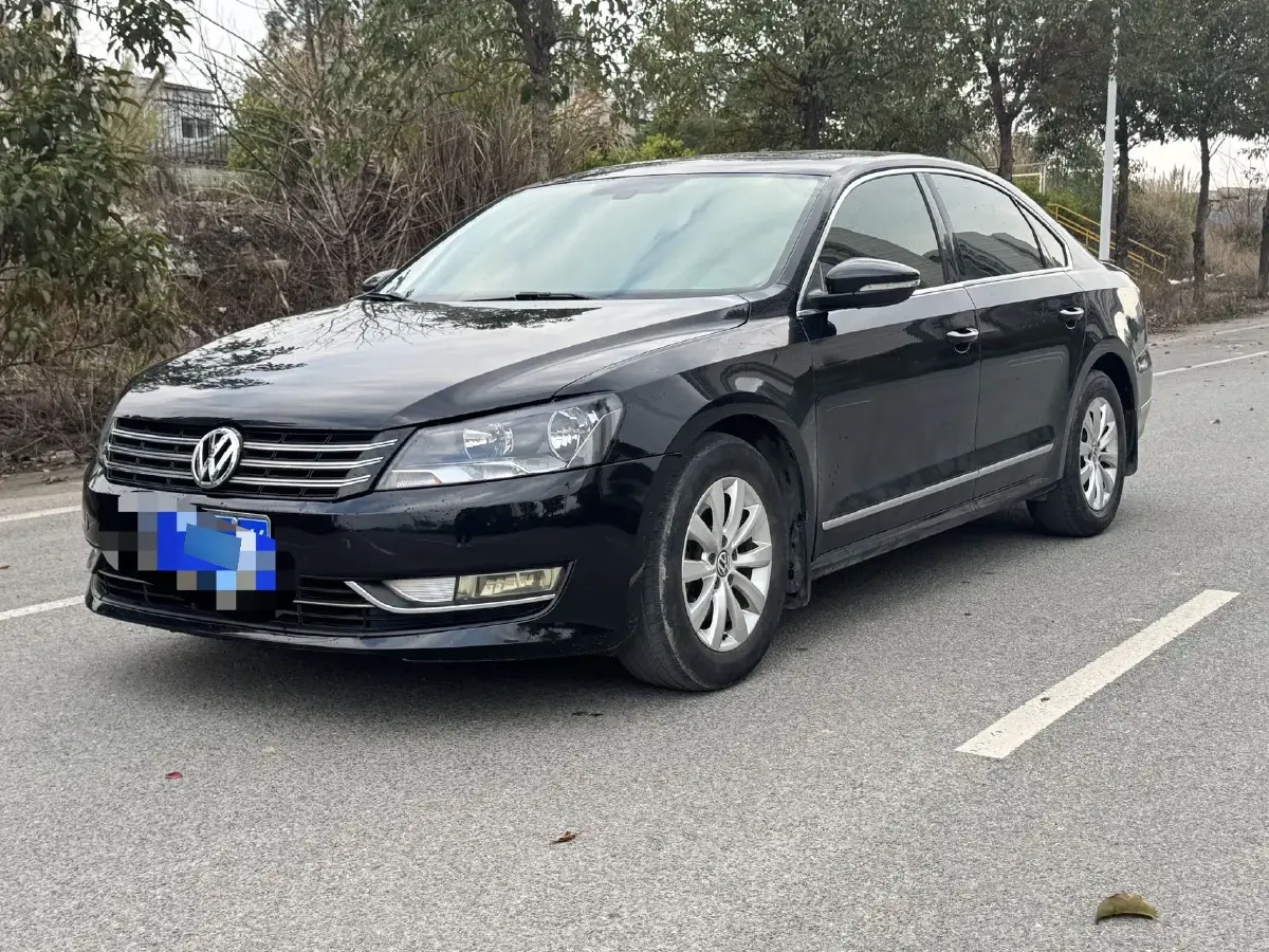 2013 Volkswagen Passat 1.8T 160HP L4 7DCT