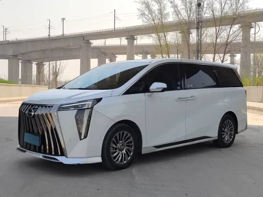 2023 GAC Trumpchi M8 2.0T 252HP L4 8AT