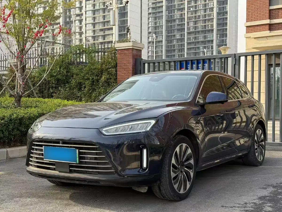 2022 HIMA AITO M5 Range Extended 125HP REEV 40KWH