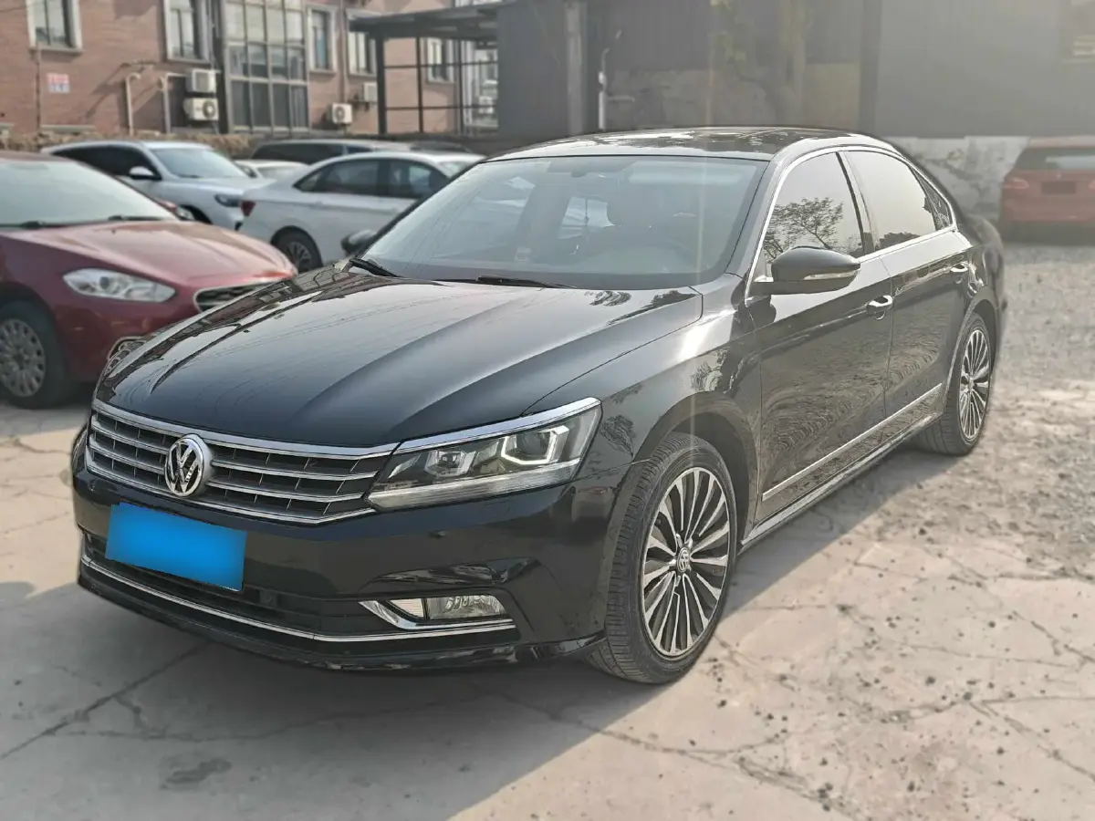 2016 Volkswagen Passat 1.8T 180HP L4 7DCT