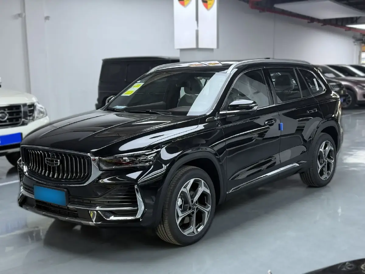 2024 Geely Monjaro 2.0T 238HP L4 8AT