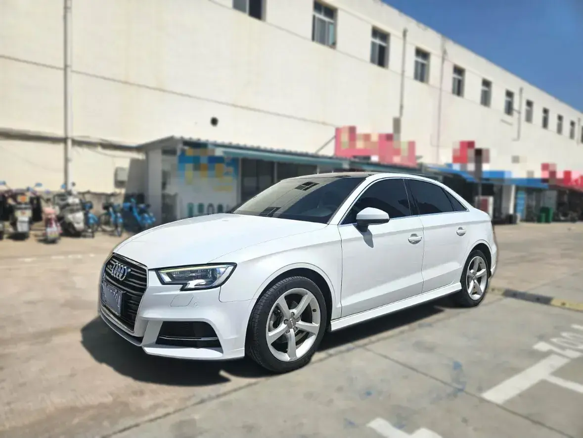 2017 Audi A3 1.4T 150HP L4 7DCT