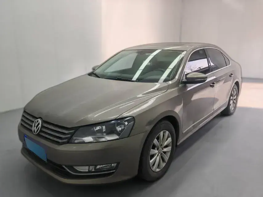 2014 Volkswagen Passat 1.8T 160HP L4 7DCT