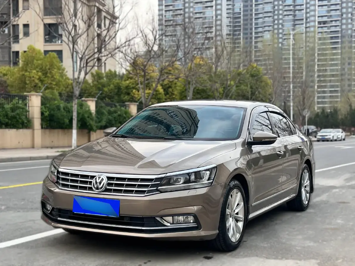 2016 Volkswagen Passat 1.8T 180HP L4 7DCT
