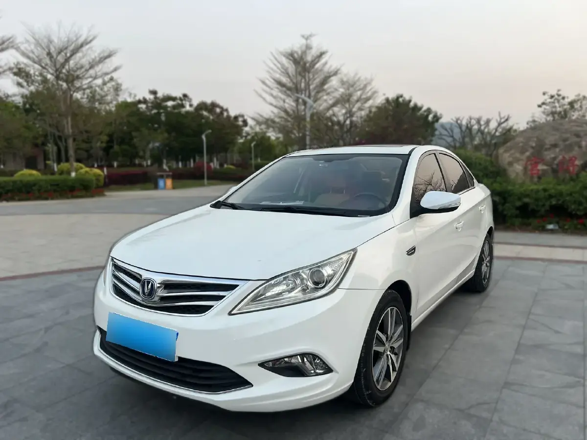 2015 ChangAn Eado 1.6L 125HP L4 4AT