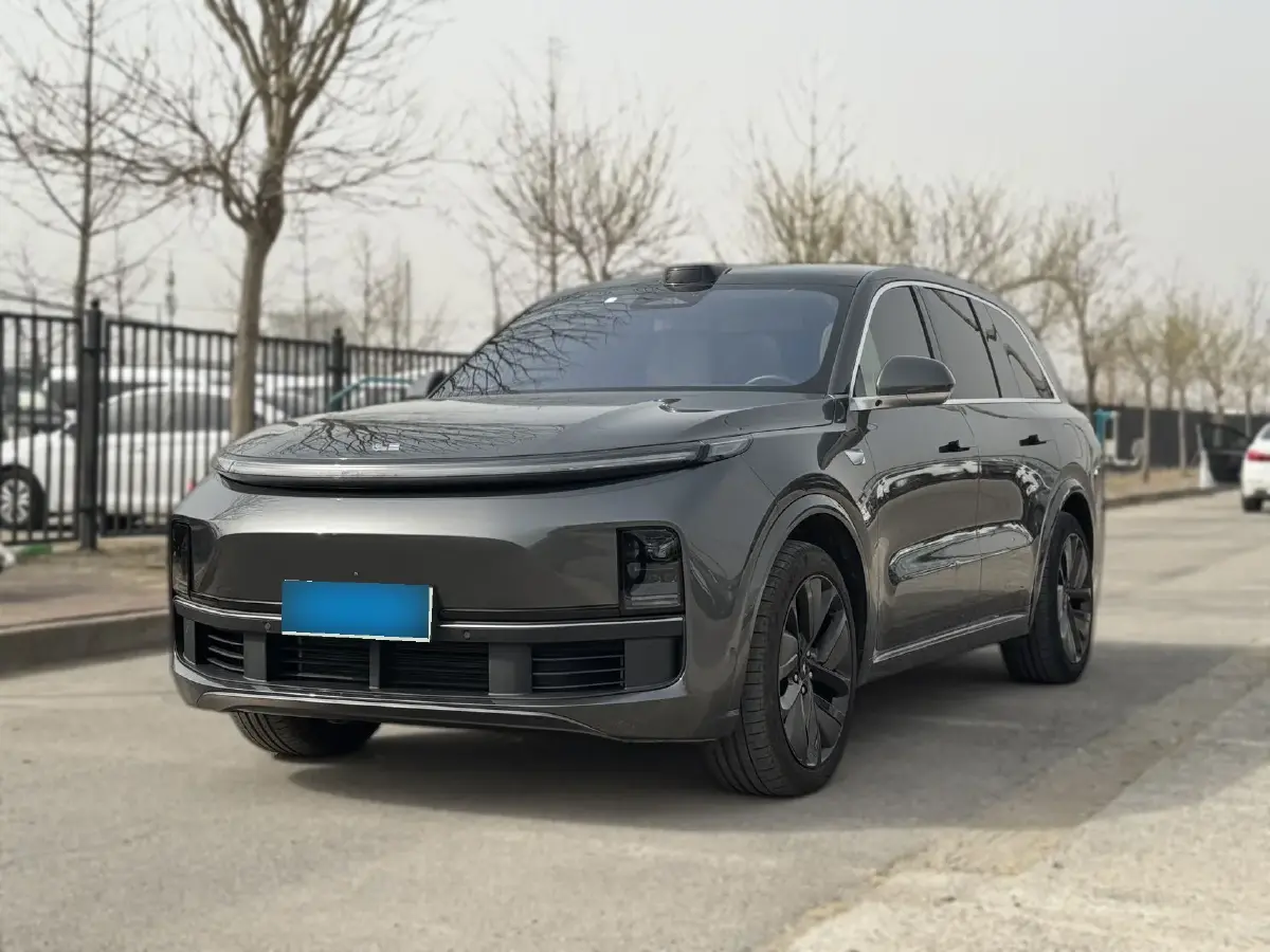 2023 Li L8 Range Extended 154HP REEV 40.9KWH