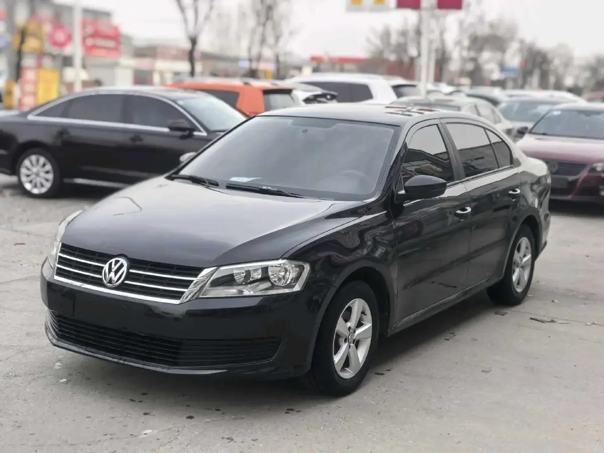 2013 Volkswagen Lavida 1.6L 110HP L4 5MT