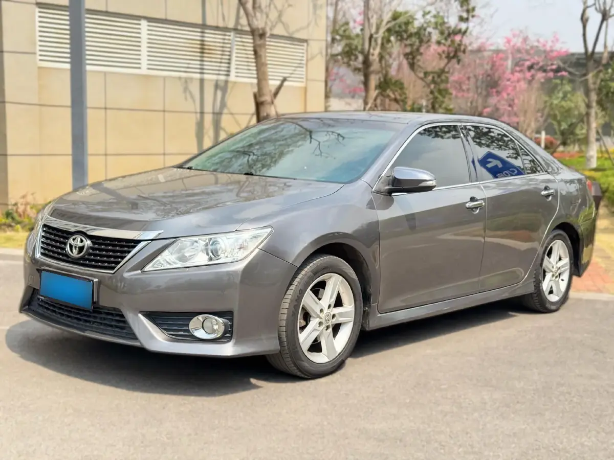 2012 Toyota Camry 2.0L 150HP L4 4AT