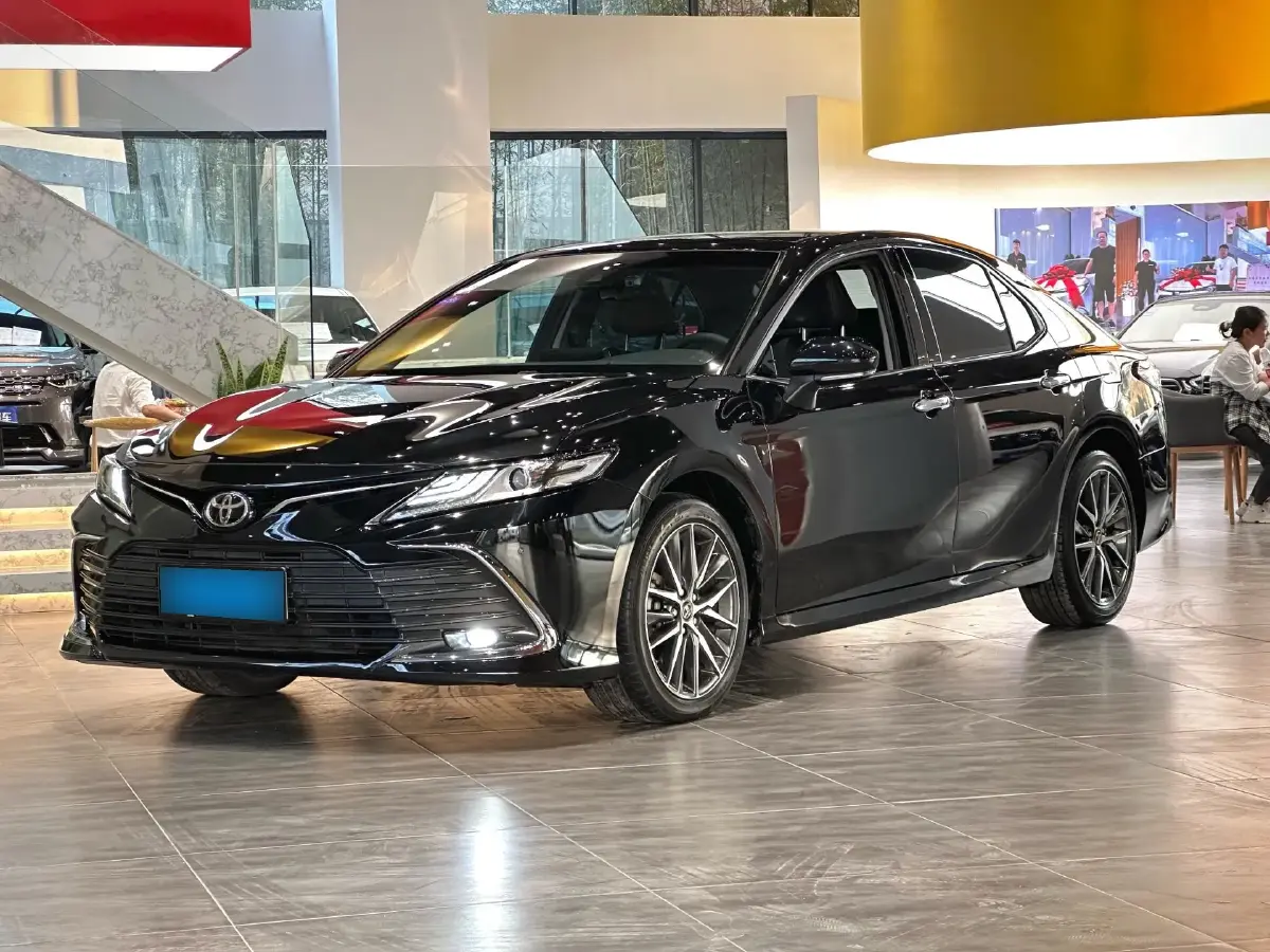 2022 Toyota Camry 2.0L 178HP L4 CVT
