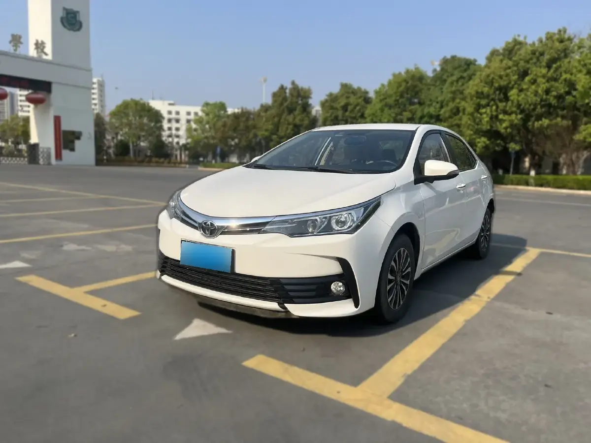 2017 Toyota Corolla 1.2T 116HP L4 6MT