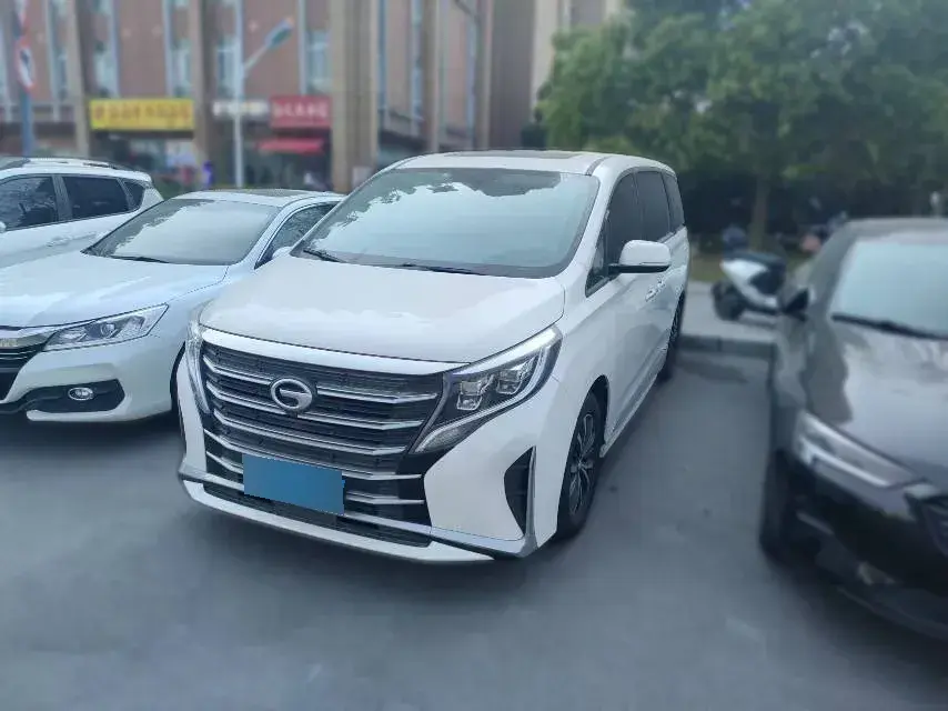 2021 GAC Trumpchi M8 2.0T 252HP L4 8AT