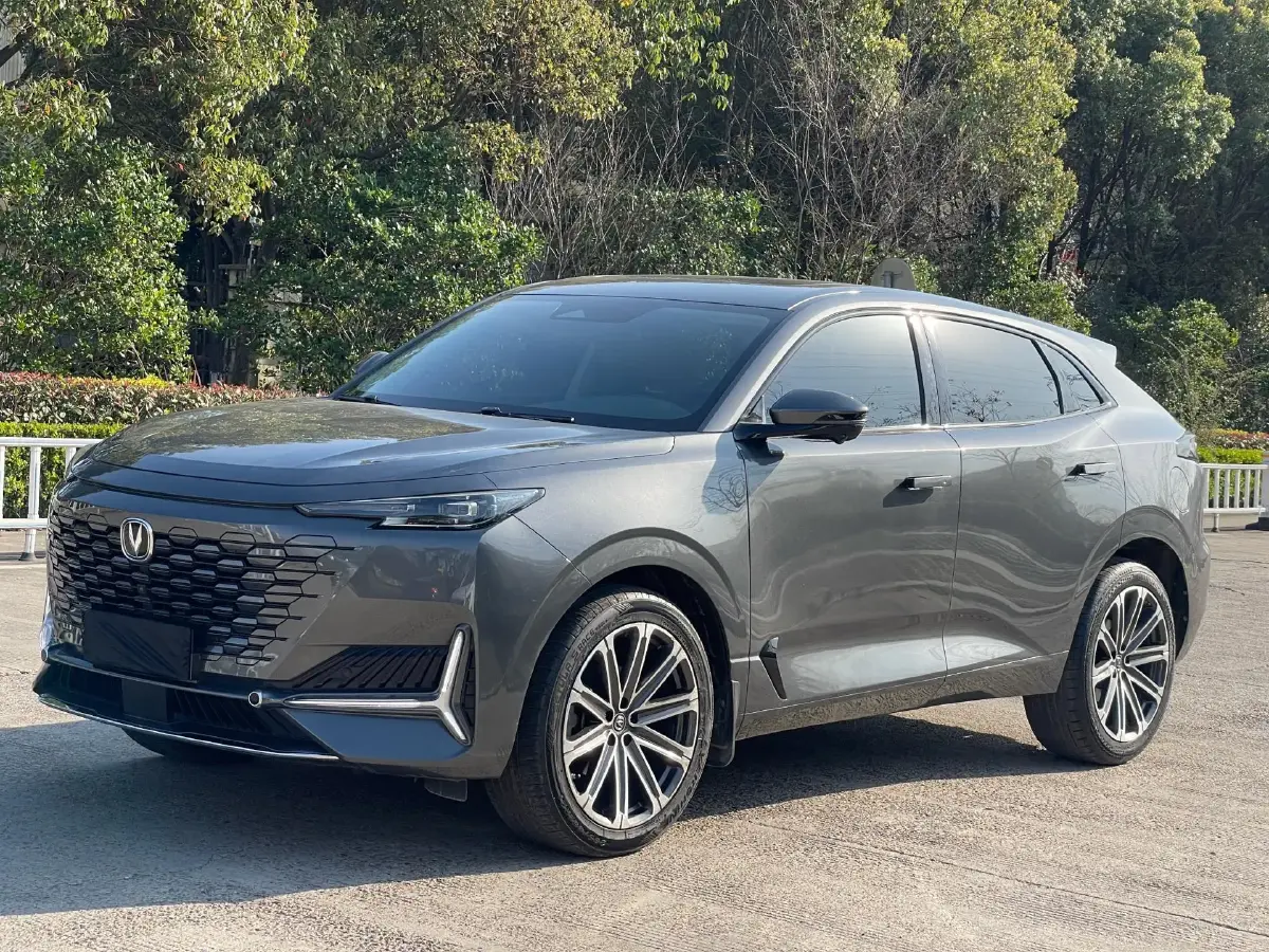 2021 ChangAn UNI-K 2.0T 233HP L4 8AT