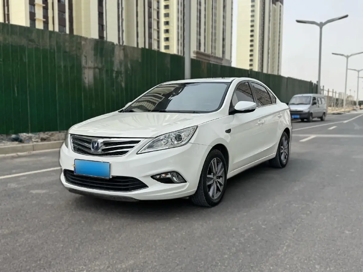 2016 ChangAn Eado 1.6L 125HP L4 4AT