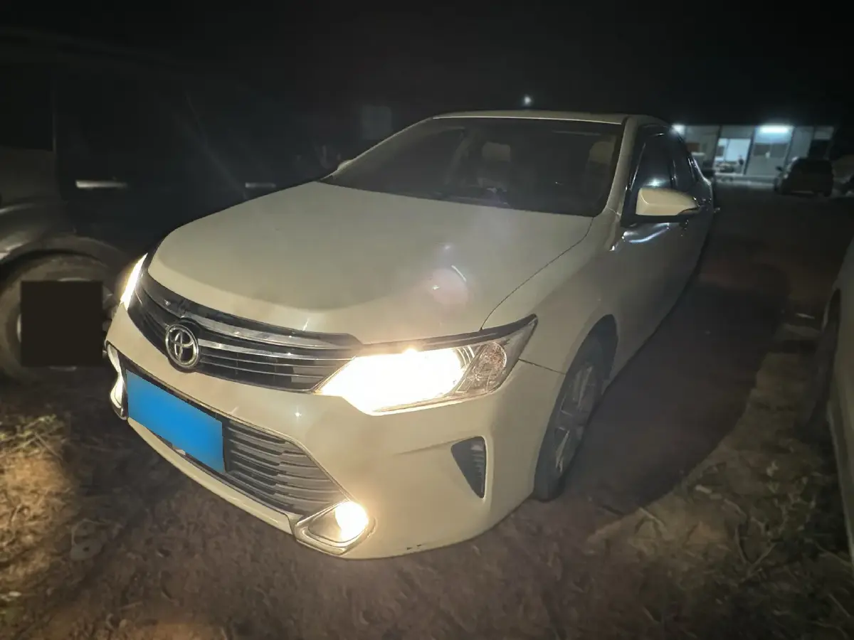 2015 Toyota Camry 2.0L 167HP L4 6AT