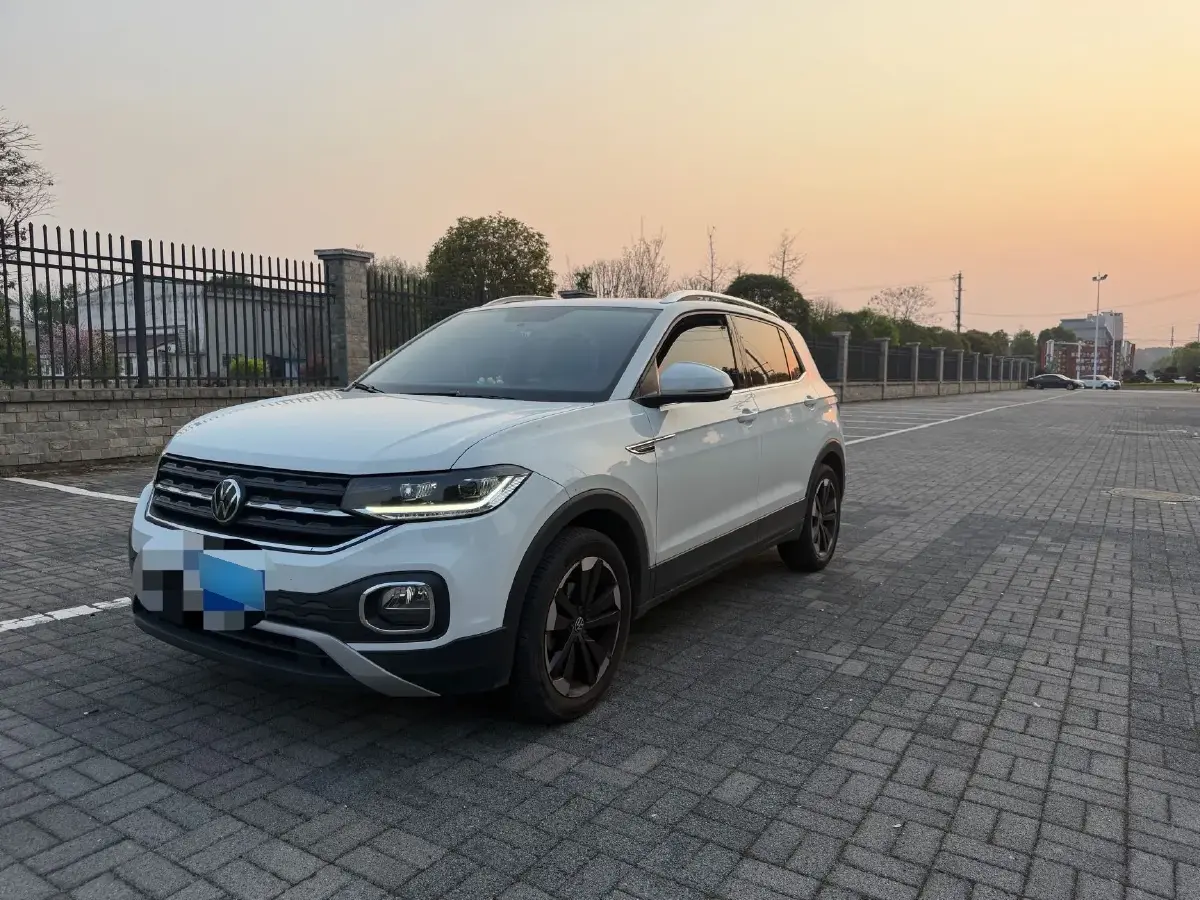 2020 Volkswagen Tacqua 1.5L 113HP L4 6AT