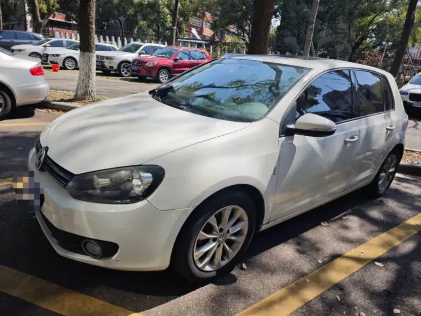 2012 Volkswagen Golf 1.4T 131HP L4 5MT