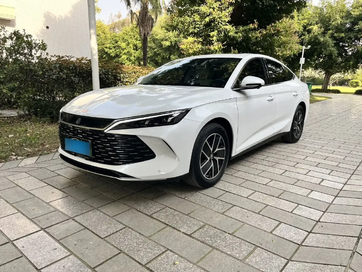 2024 BYD QinL 1.5L 101HP L4 E-CVT PHEV 15.87KWH