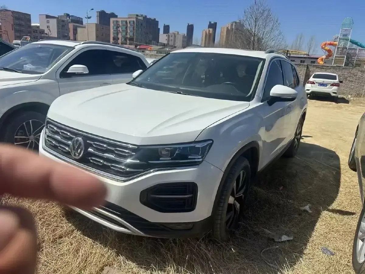 2020 Volkswagen Tayron 2.0T 186HP L4 7DCT