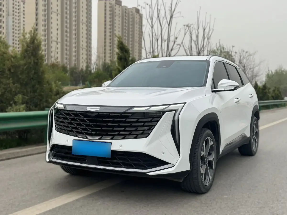 2023 Geely StarRay 1.5T 181HP L4 7DCT