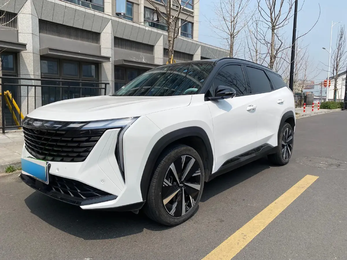 2023 Geely StarRay 1.5T 181HP L4 7DCT