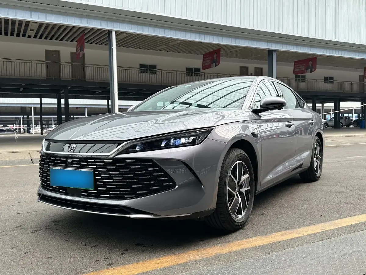 2025 BYD QinL 1.5L 101HP L4 E-CVT PHEV 15.87KWH