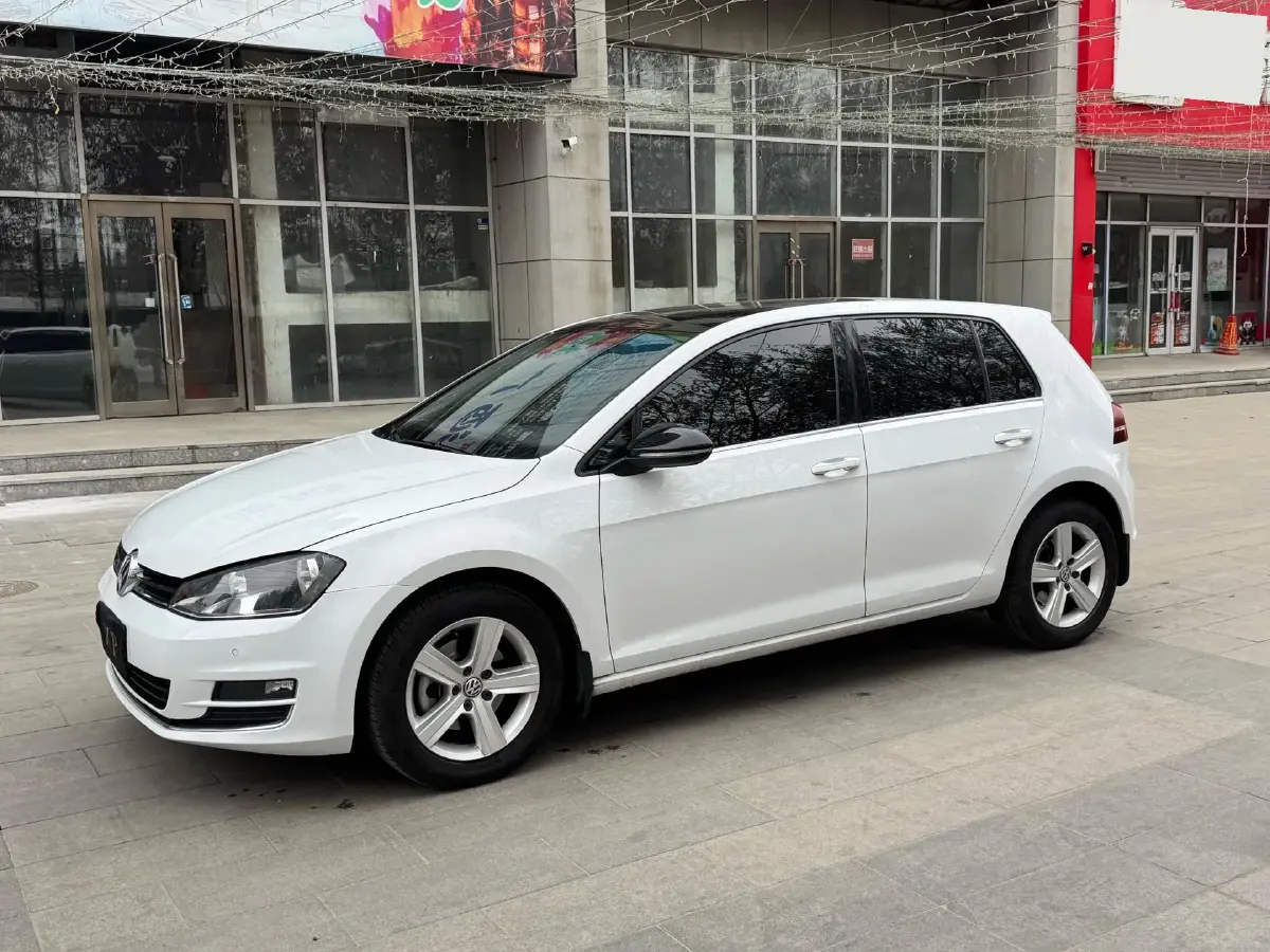 2017 Volkswagen Golf 1.4T 131HP L4 7DCT