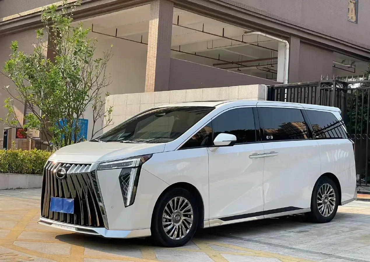 2023 GAC Trumpchi M8 2.0T 252HP L4 8AT