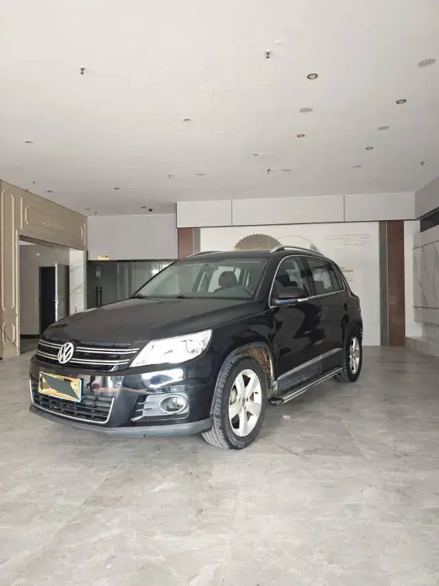 2012 Volkswagen Tiguan 1.8T 160HP L4 6AT